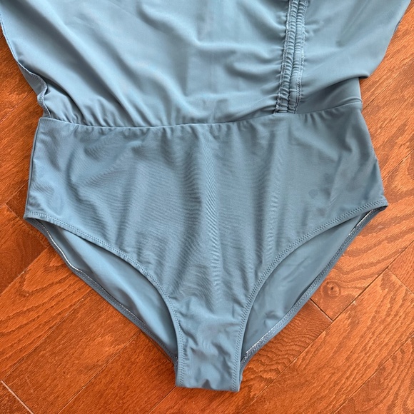 Blooming Jelly Women’s  Swimsuit XL - Picture 7 of 8